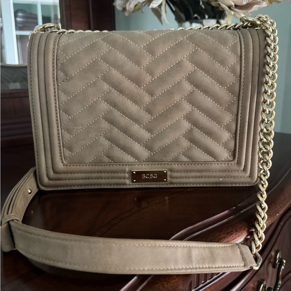 BCBG Tan and Gold Crossbody Bag with Quilted Design